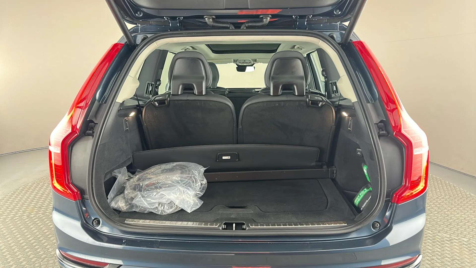 2023 VOLVO XC90 2023 VOLVO XC90