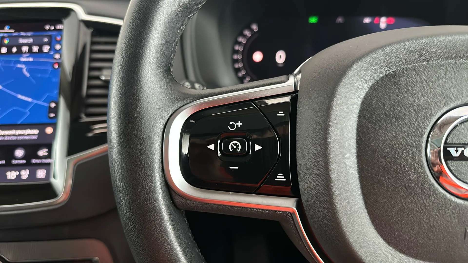 2023 VOLVO XC90 2023 VOLVO XC90
