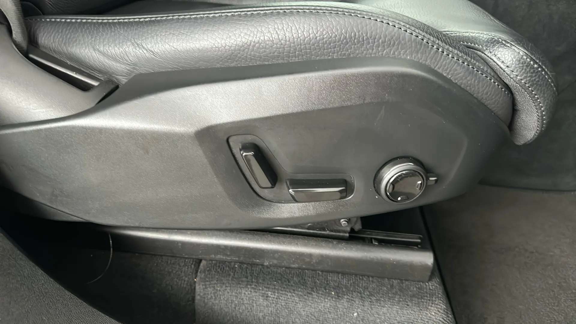 2023 VOLVO XC90 2023 VOLVO XC90
