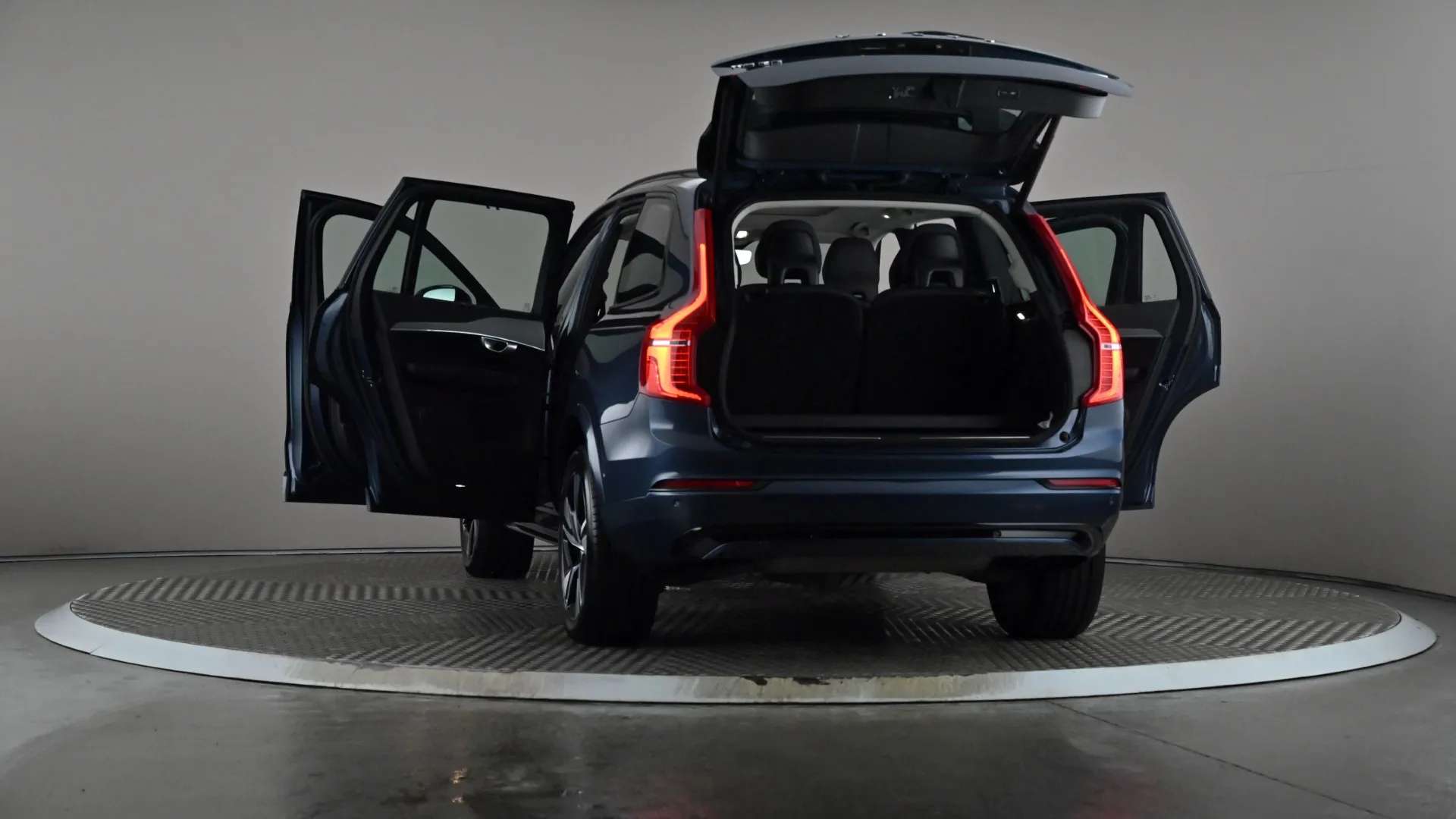 2023 VOLVO XC90 2023 VOLVO XC90