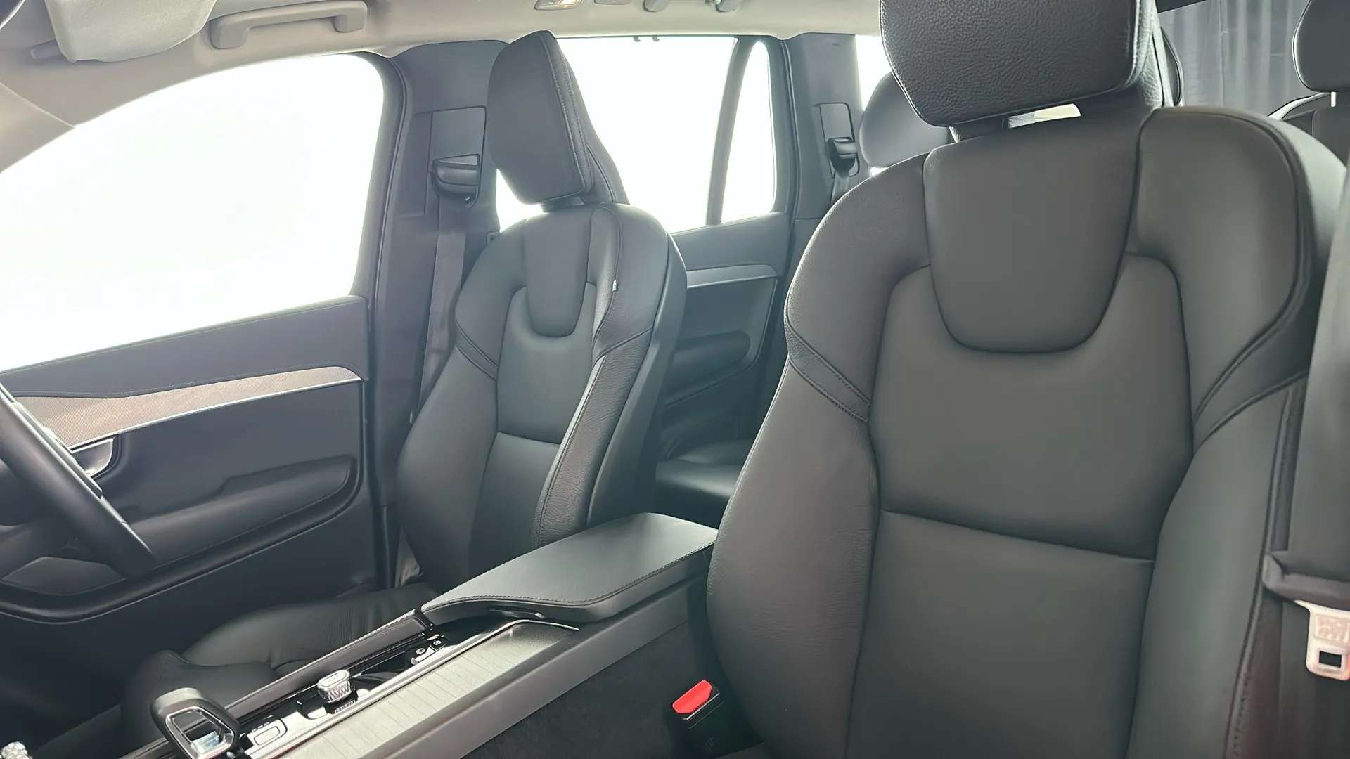 2023 VOLVO XC90 2023 VOLVO XC90