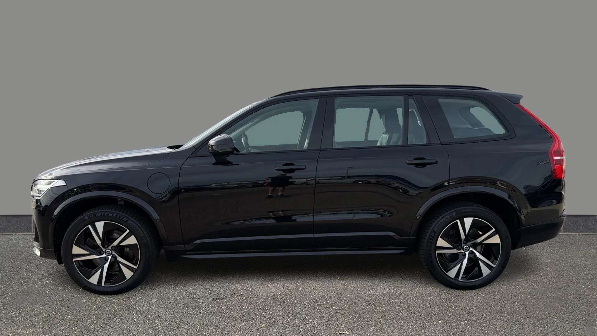 2023 VOLVO XC90 2023 VOLVO XC90