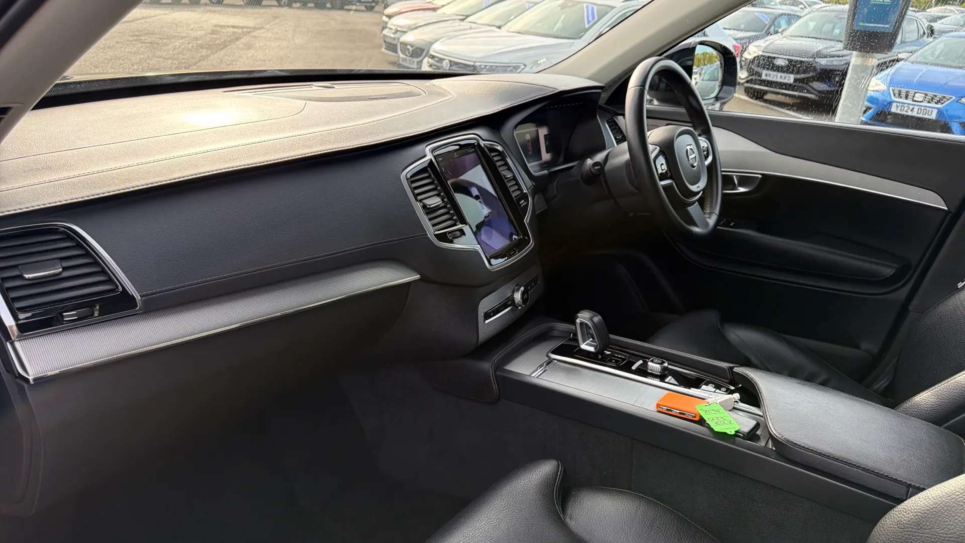 2023 VOLVO XC90 2023 VOLVO XC90