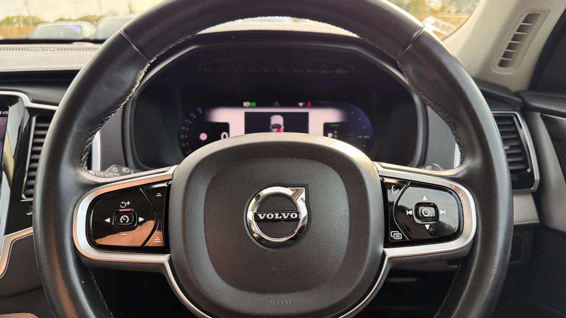 2023 VOLVO XC90 2023 VOLVO XC90