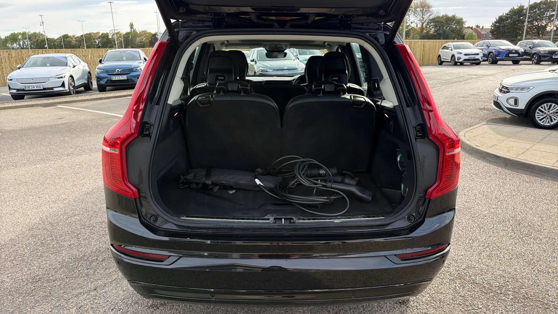 2023 VOLVO XC90 2023 VOLVO XC90