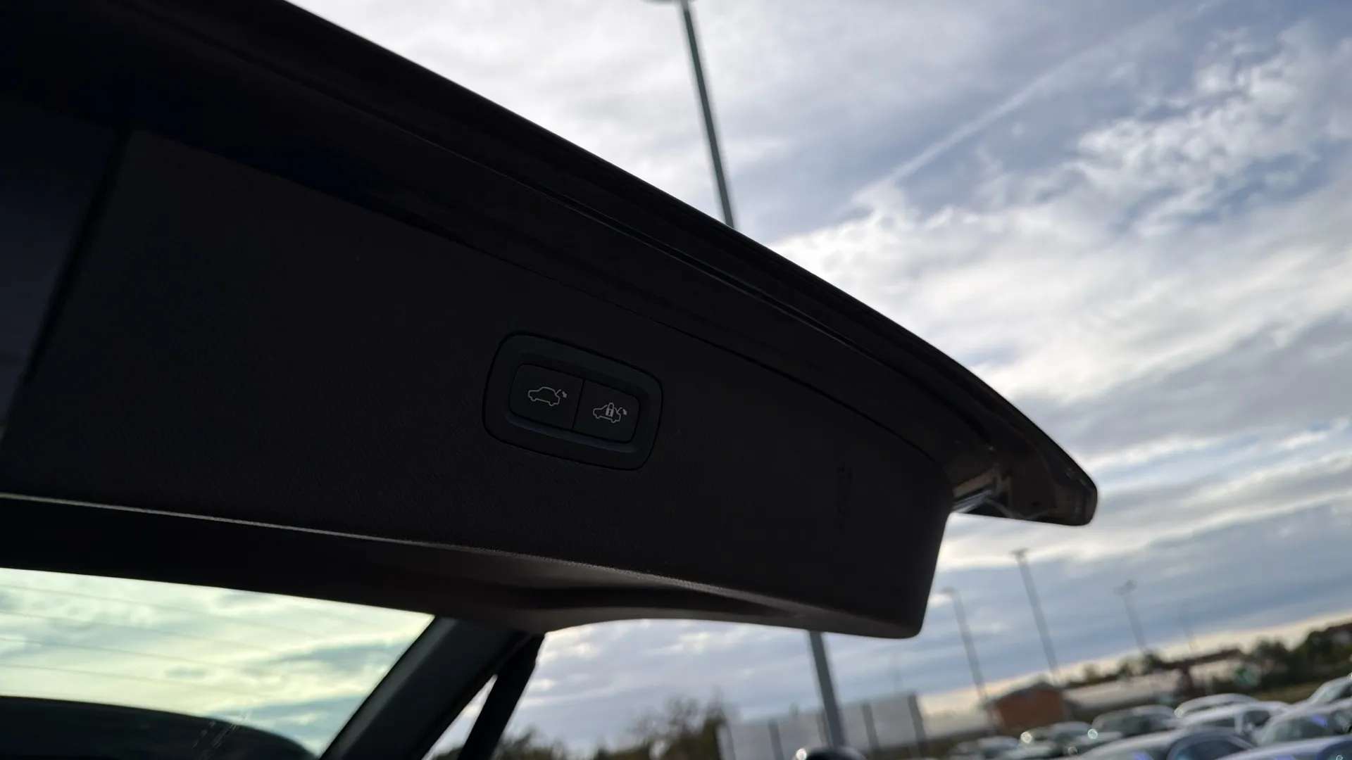 2023 VOLVO XC90 2023 VOLVO XC90