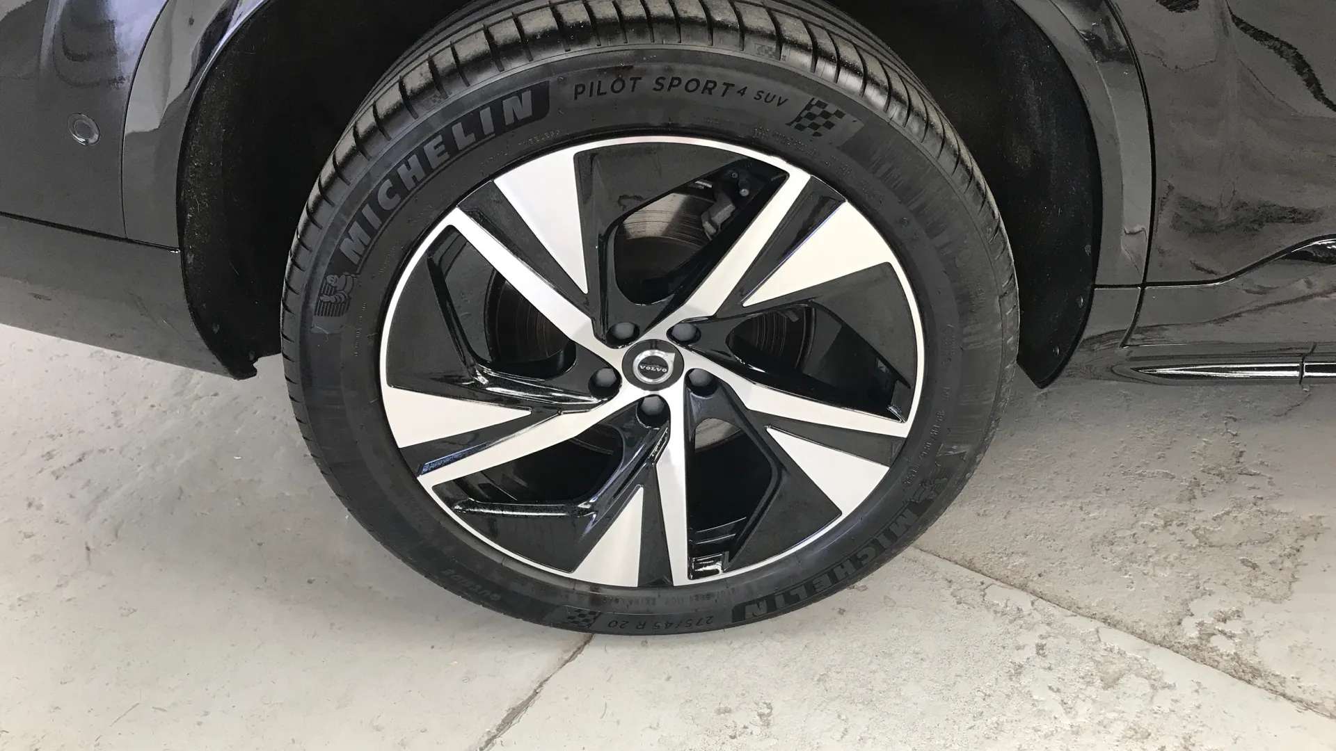 2023 VOLVO XC90 2023 VOLVO XC90
