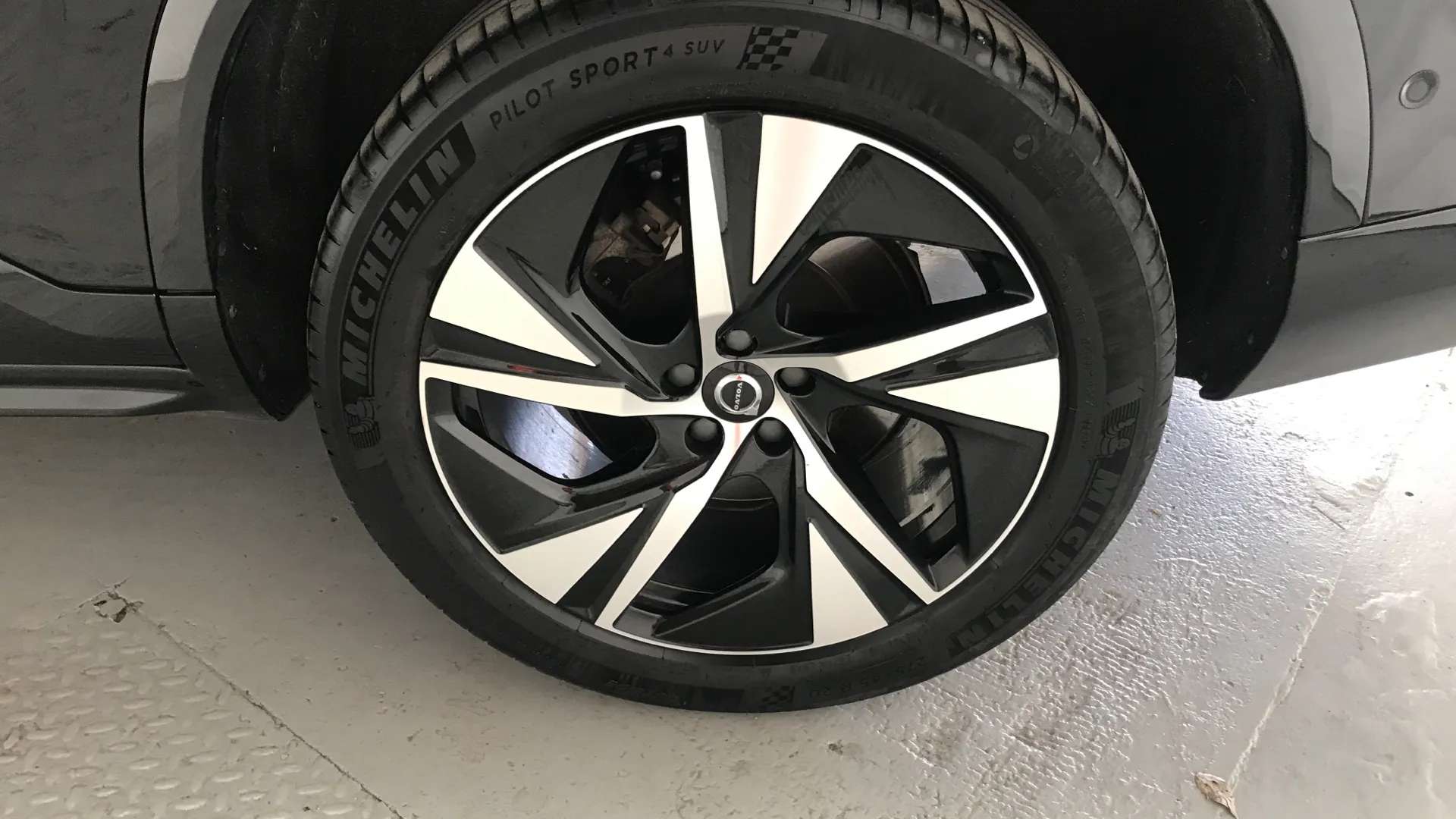 2023 VOLVO XC90 2023 VOLVO XC90