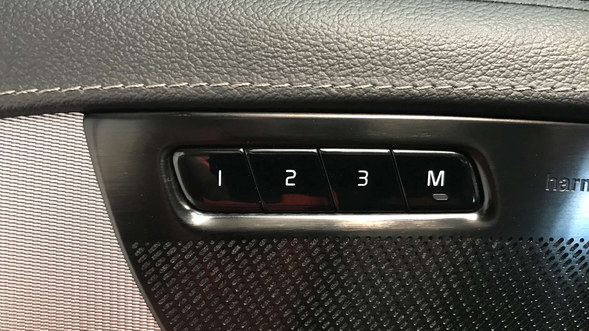 2023 VOLVO XC90 2023 VOLVO XC90