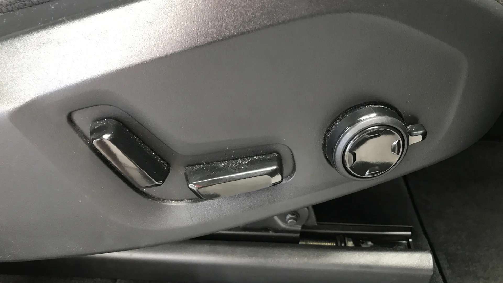2023 VOLVO XC90 2023 VOLVO XC90