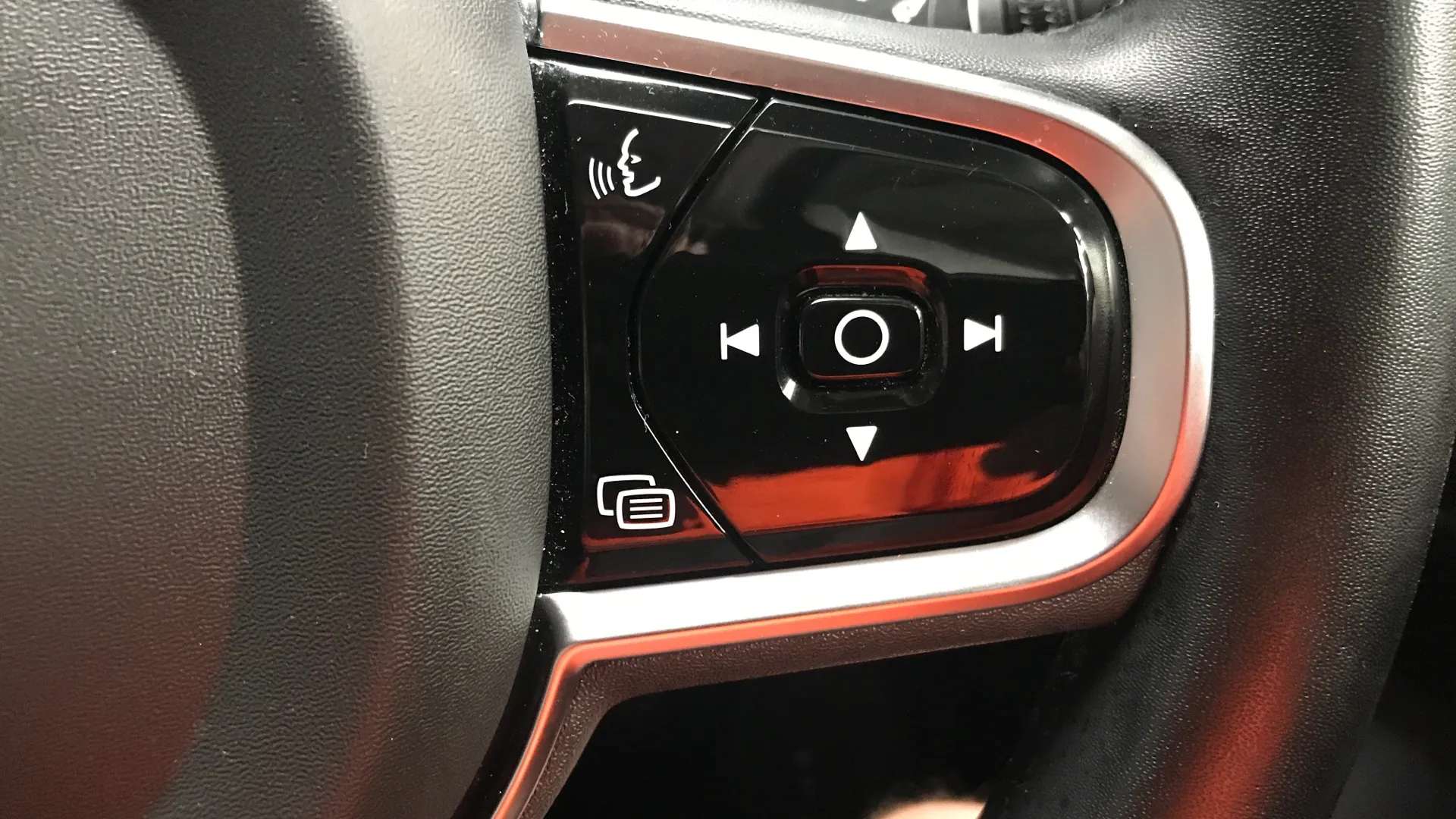 2023 VOLVO XC90 2023 VOLVO XC90