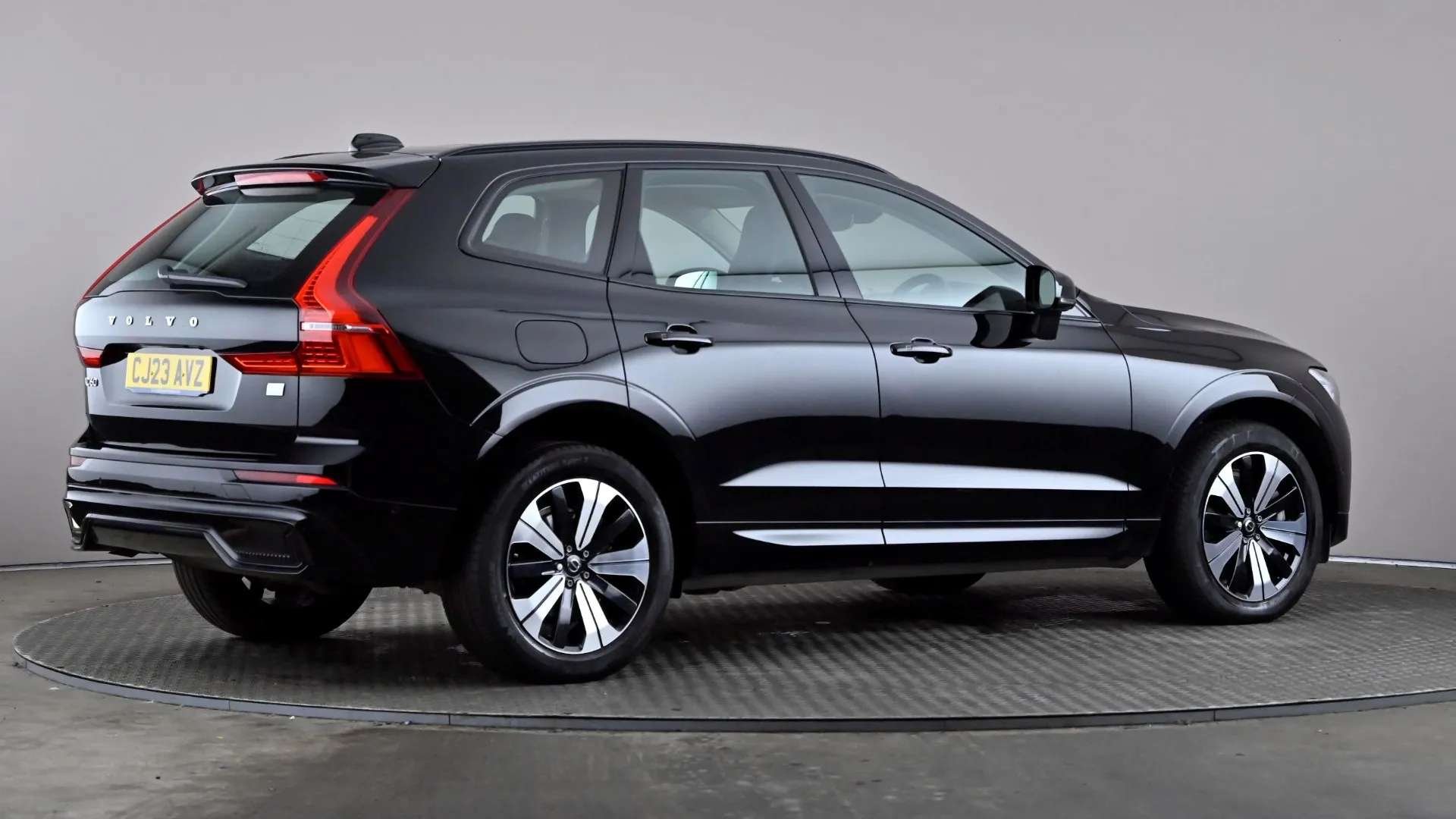 2023 VOLVO XC60 2023 VOLVO XC60