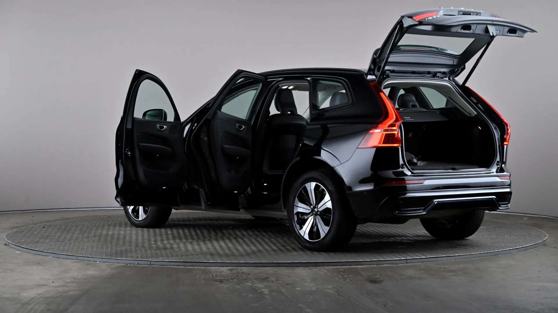 2023 VOLVO XC60 2023 VOLVO XC60