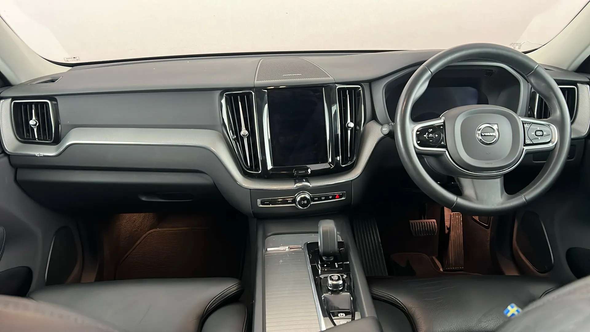 2023 VOLVO XC60 2023 VOLVO XC60