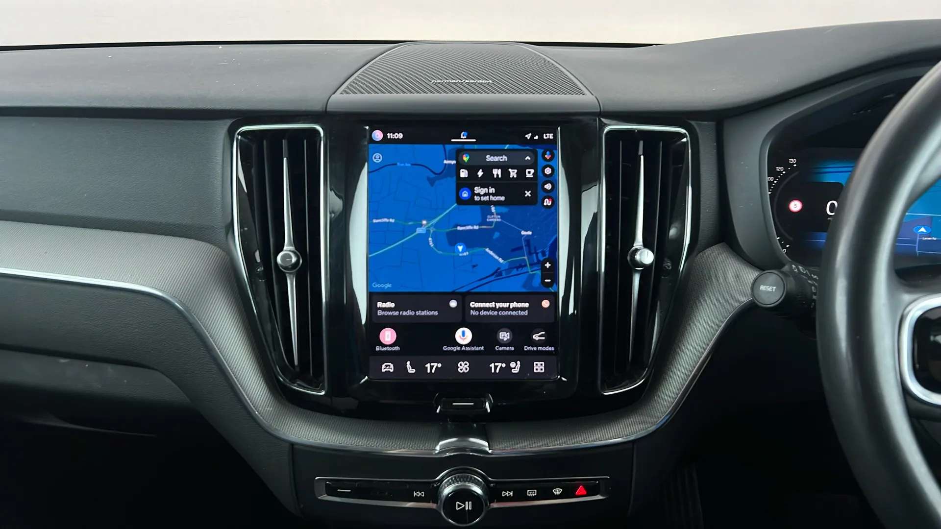 2023 VOLVO XC60 2023 VOLVO XC60