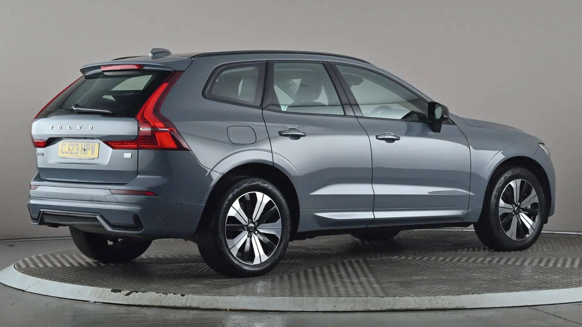 2023 VOLVO XC60 2023 VOLVO XC60