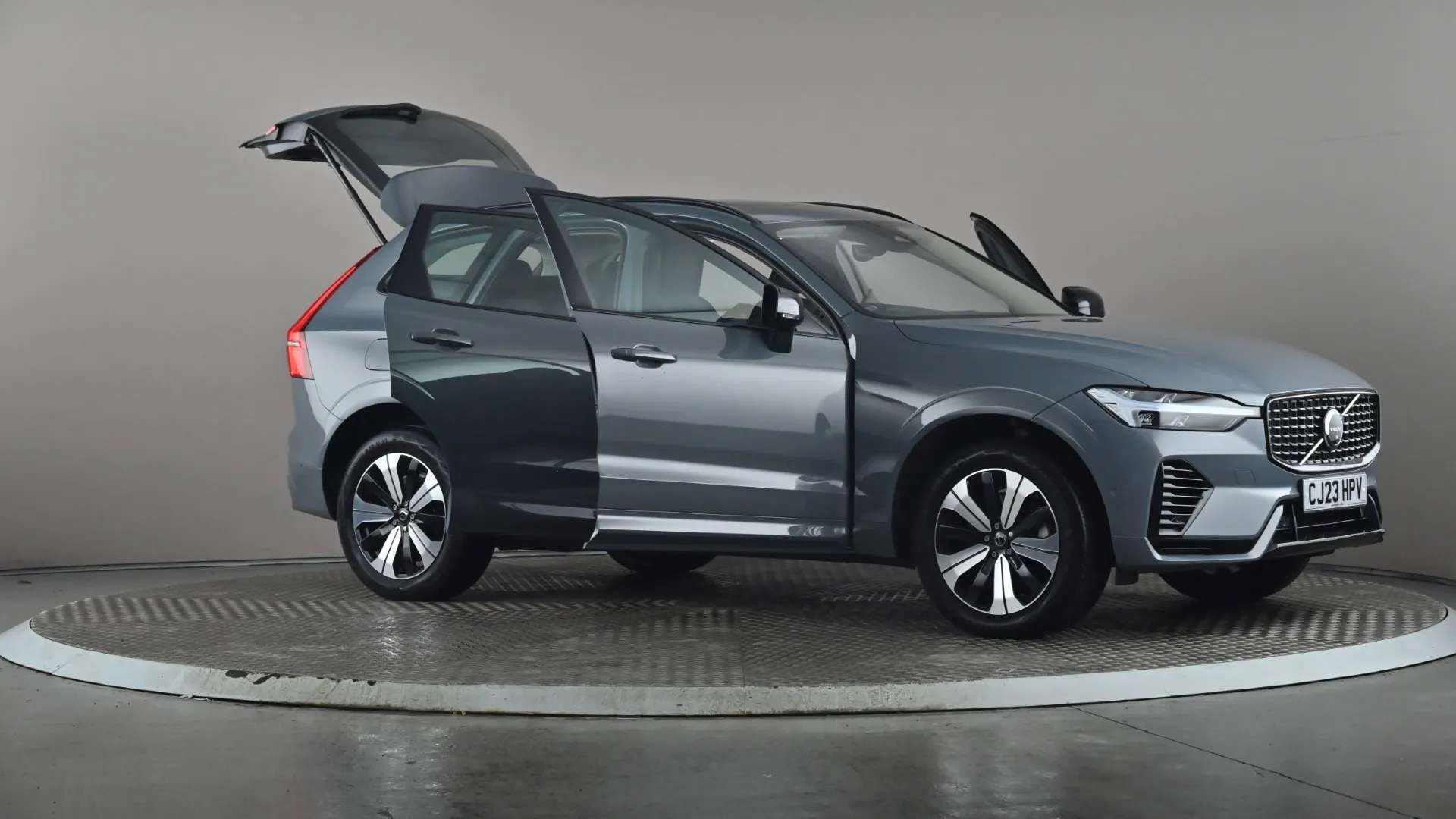 2023 VOLVO XC60 2023 VOLVO XC60