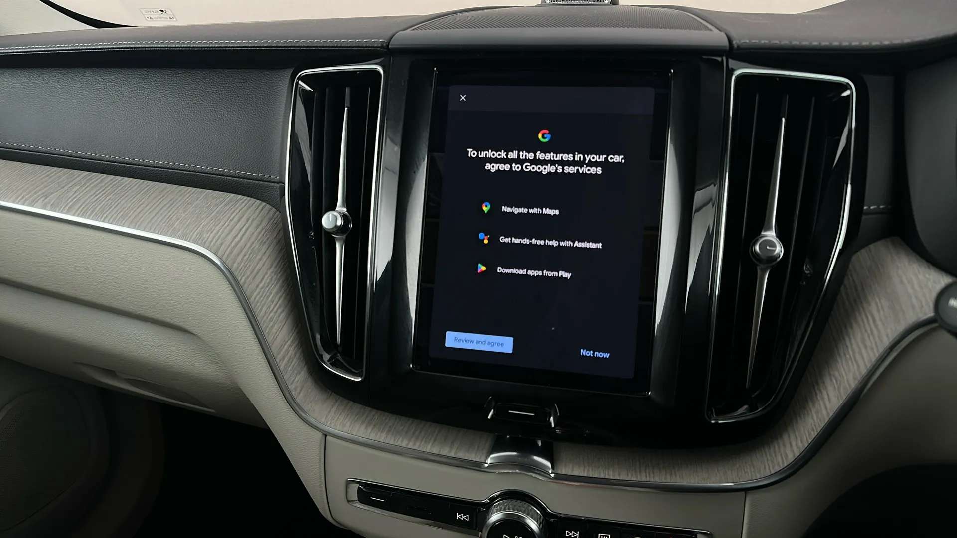 2023 VOLVO XC60 2023 VOLVO XC60