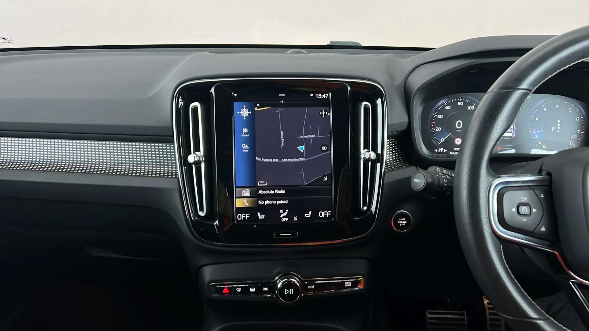 2018 VOLVO XC40 2018 VOLVO XC40