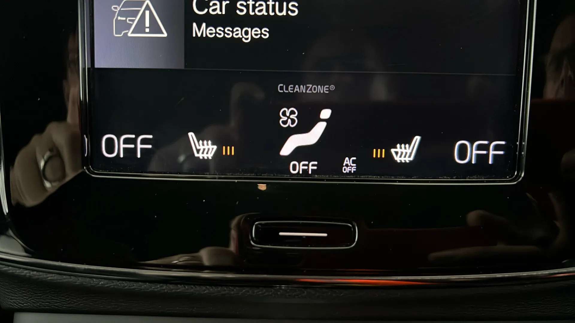 2018 VOLVO XC40 2018 VOLVO XC40