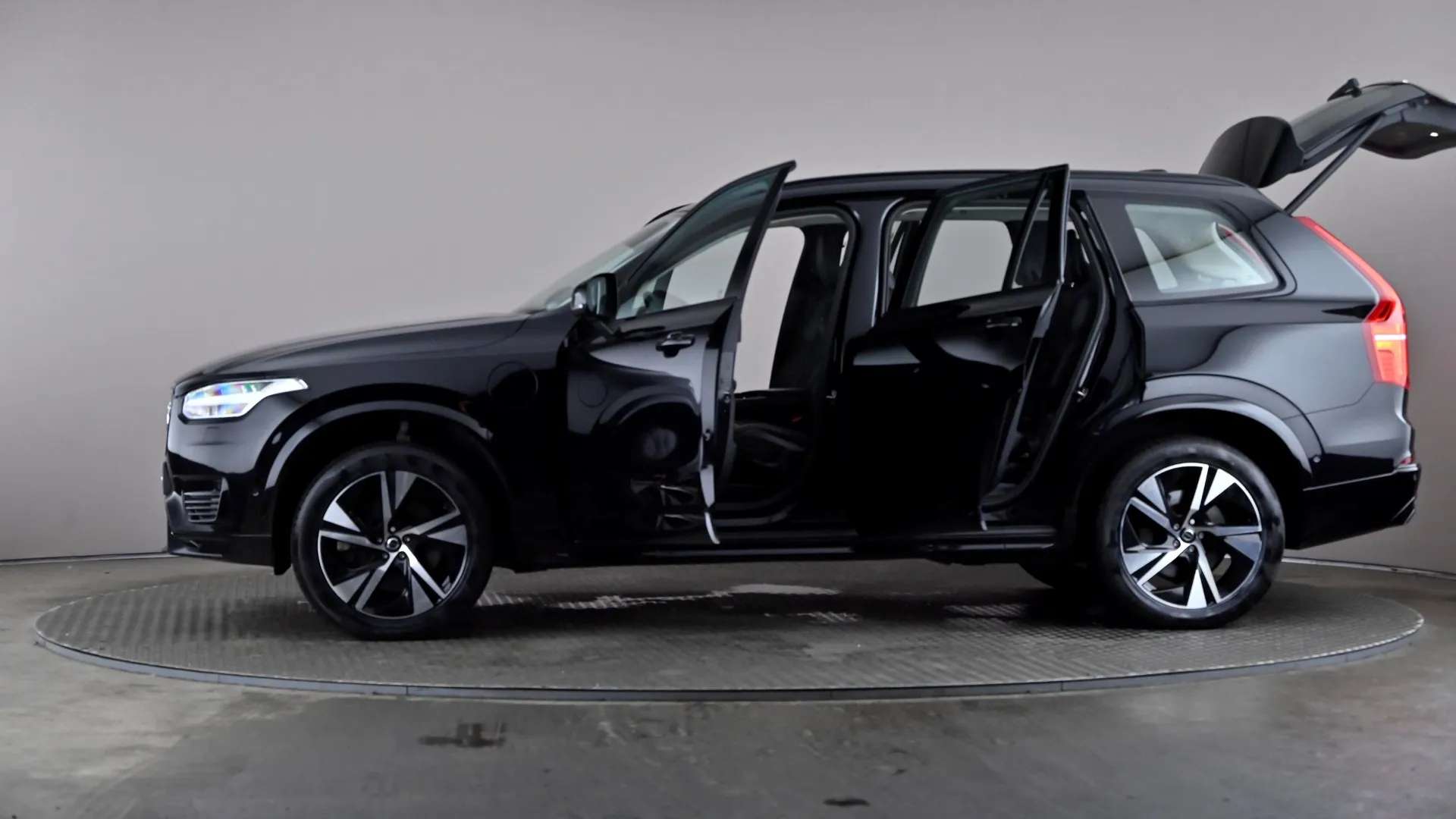 2023 VOLVO XC90 2023 VOLVO XC90