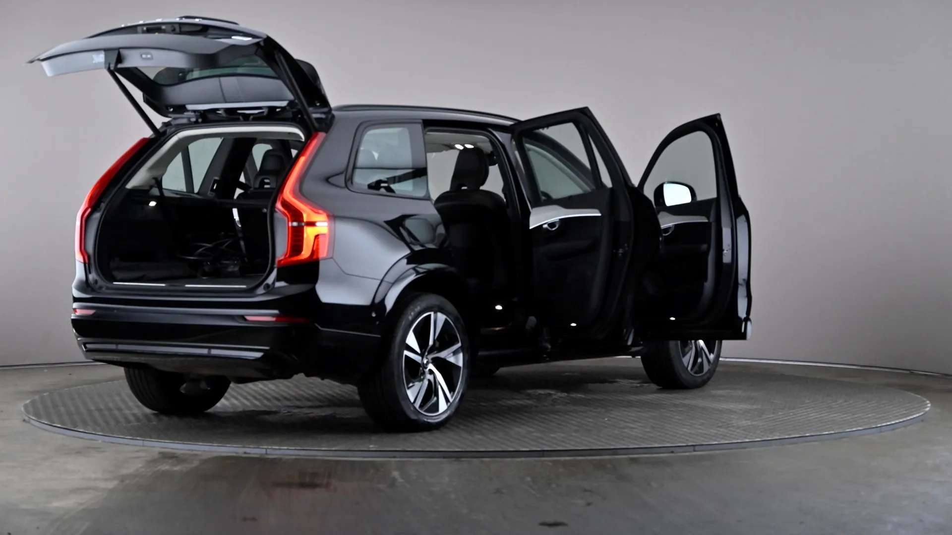 2023 VOLVO XC90 2023 VOLVO XC90