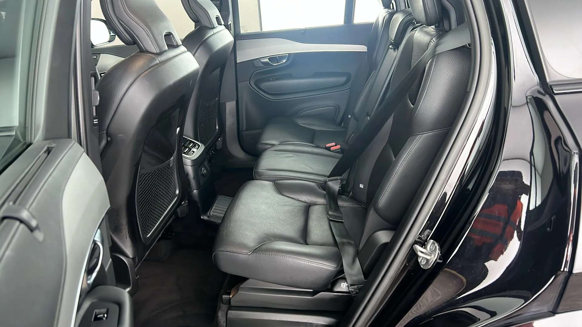 2023 VOLVO XC90 2023 VOLVO XC90