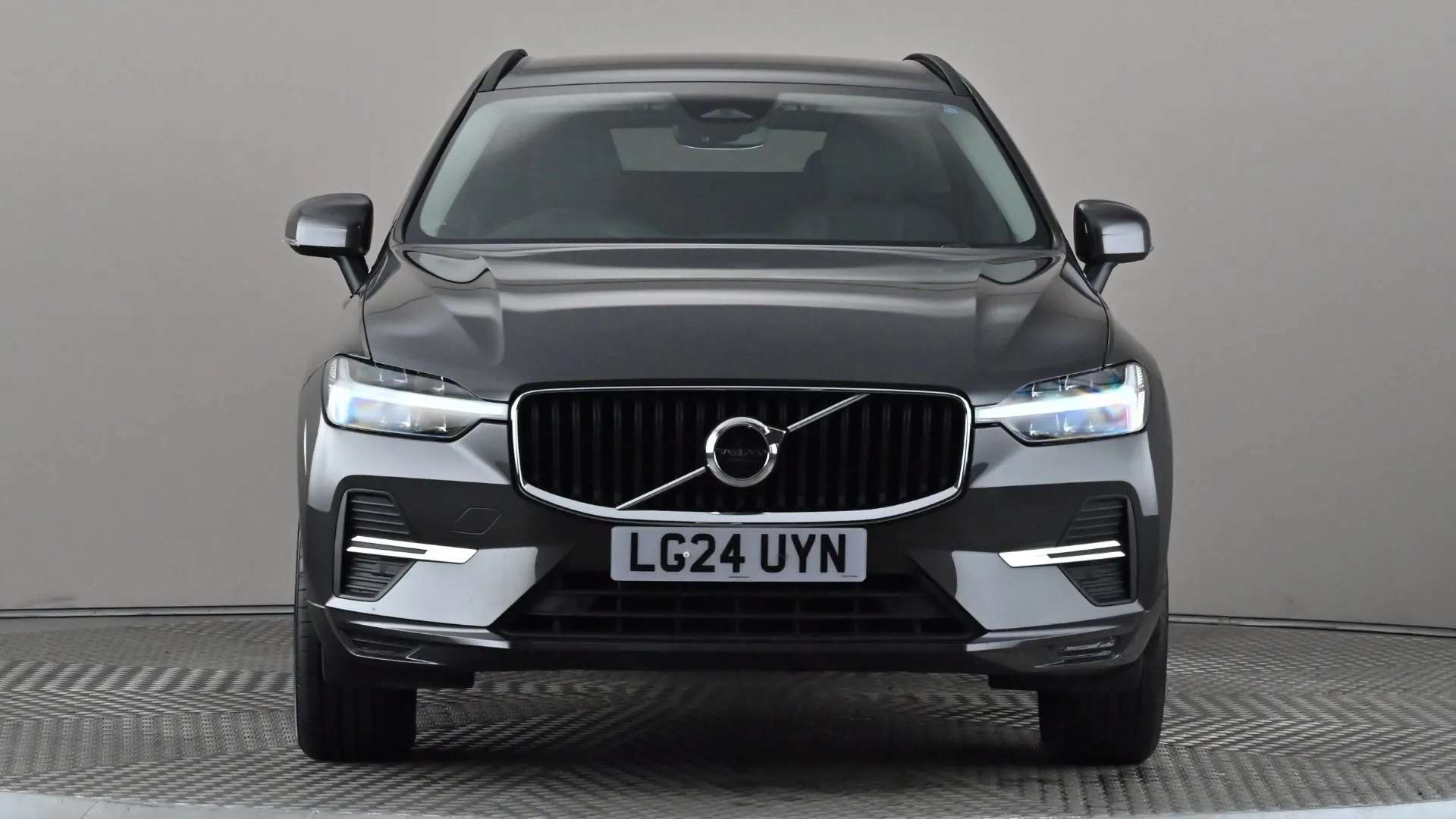A 2024 VOLVO XC60 2.0 B5P Core AWD Geartronic A 2024 VOLVO XC60 2.0 B5P Core AWD Geartronic