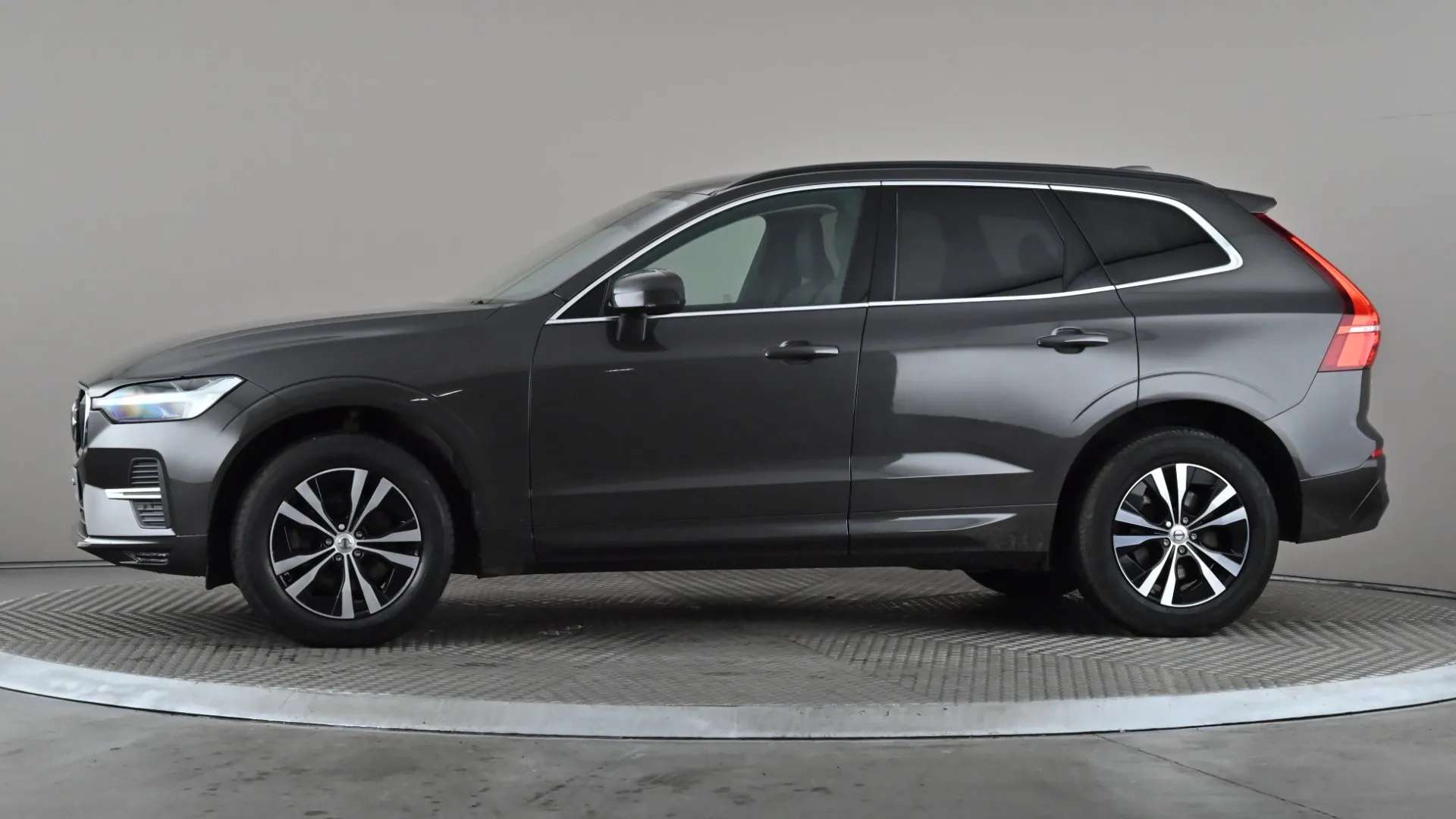 A 2024 VOLVO XC60 2.0 B5P Core AWD Geartronic A 2024 VOLVO XC60 2.0 B5P Core AWD Geartronic