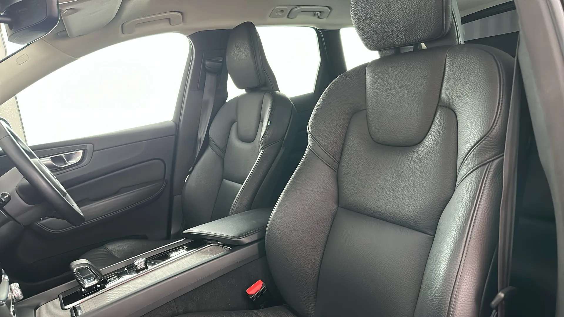 2024 VOLVO XC60 2024 VOLVO XC60
