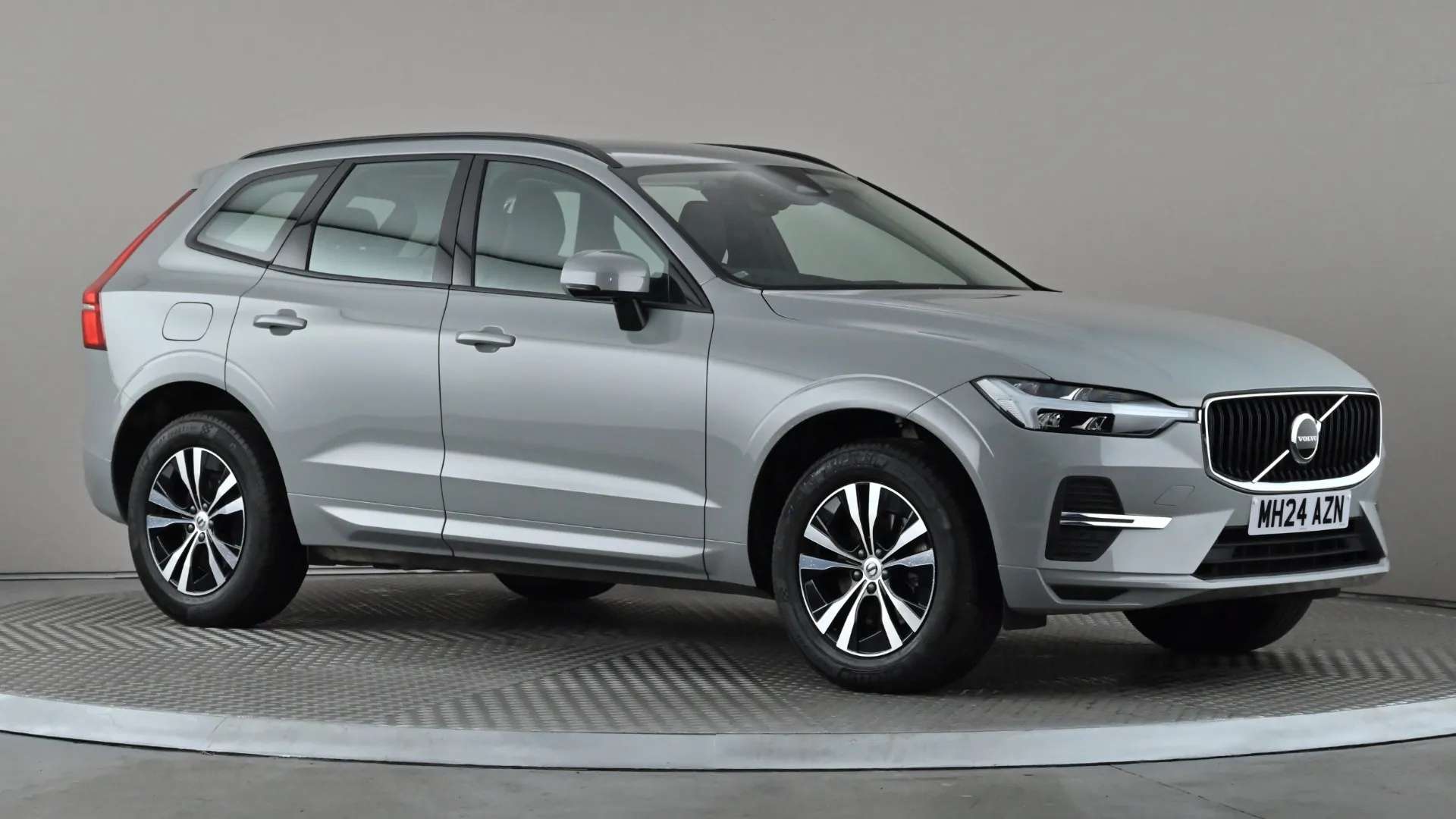 A 2024 VOLVO XC60 2.0 B5P Core AWD Geartronic A 2024 VOLVO XC60 2.0 B5P Core AWD Geartronic