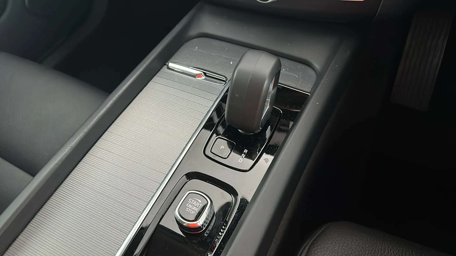 2024 VOLVO XC60 2024 VOLVO XC60