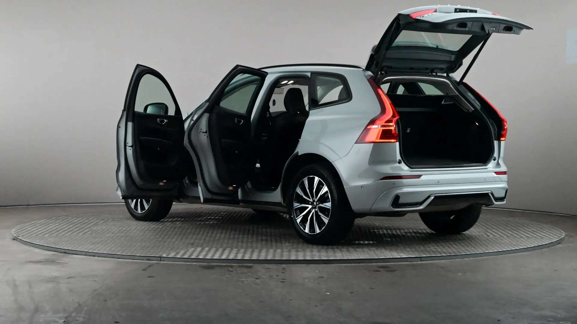 2024 VOLVO XC60 2024 VOLVO XC60
