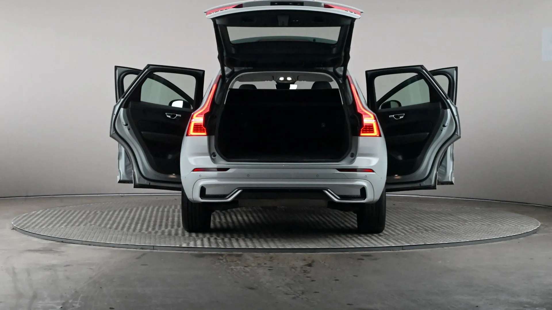 2024 VOLVO XC60 2024 VOLVO XC60