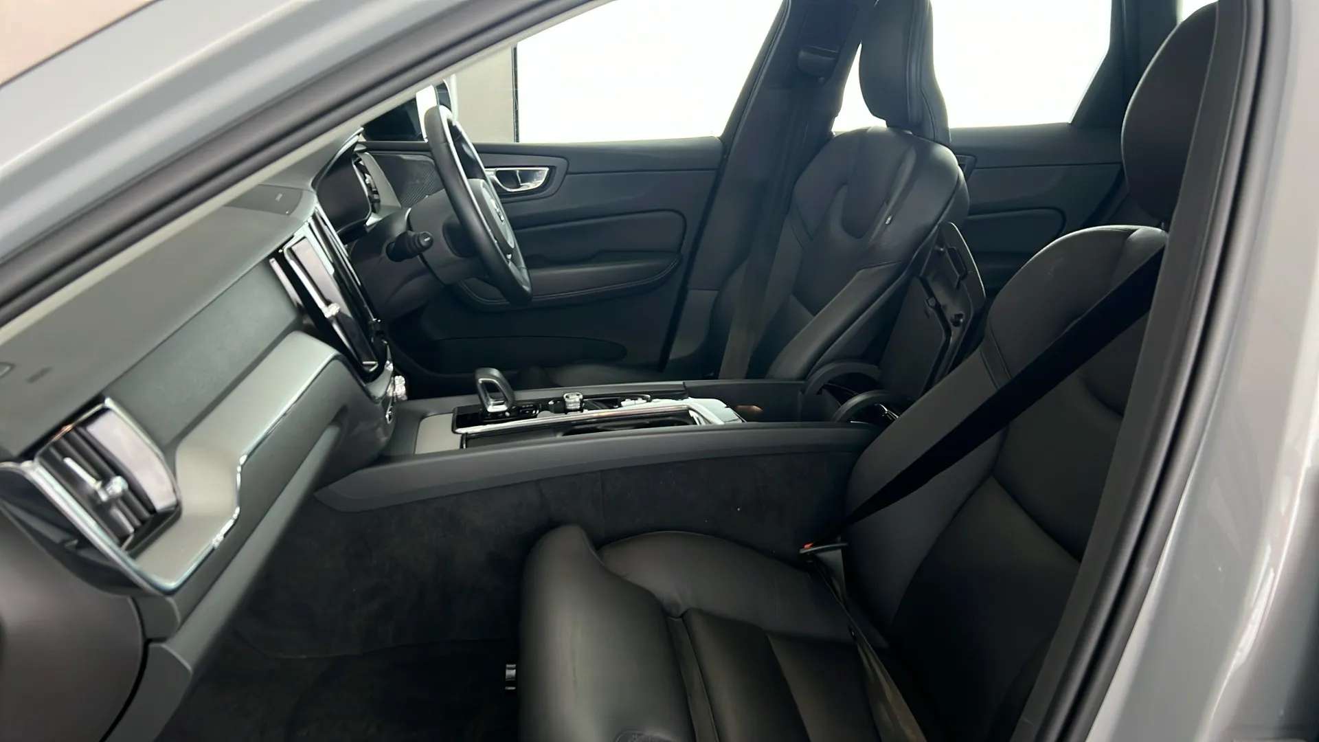 2024 VOLVO XC60 2024 VOLVO XC60