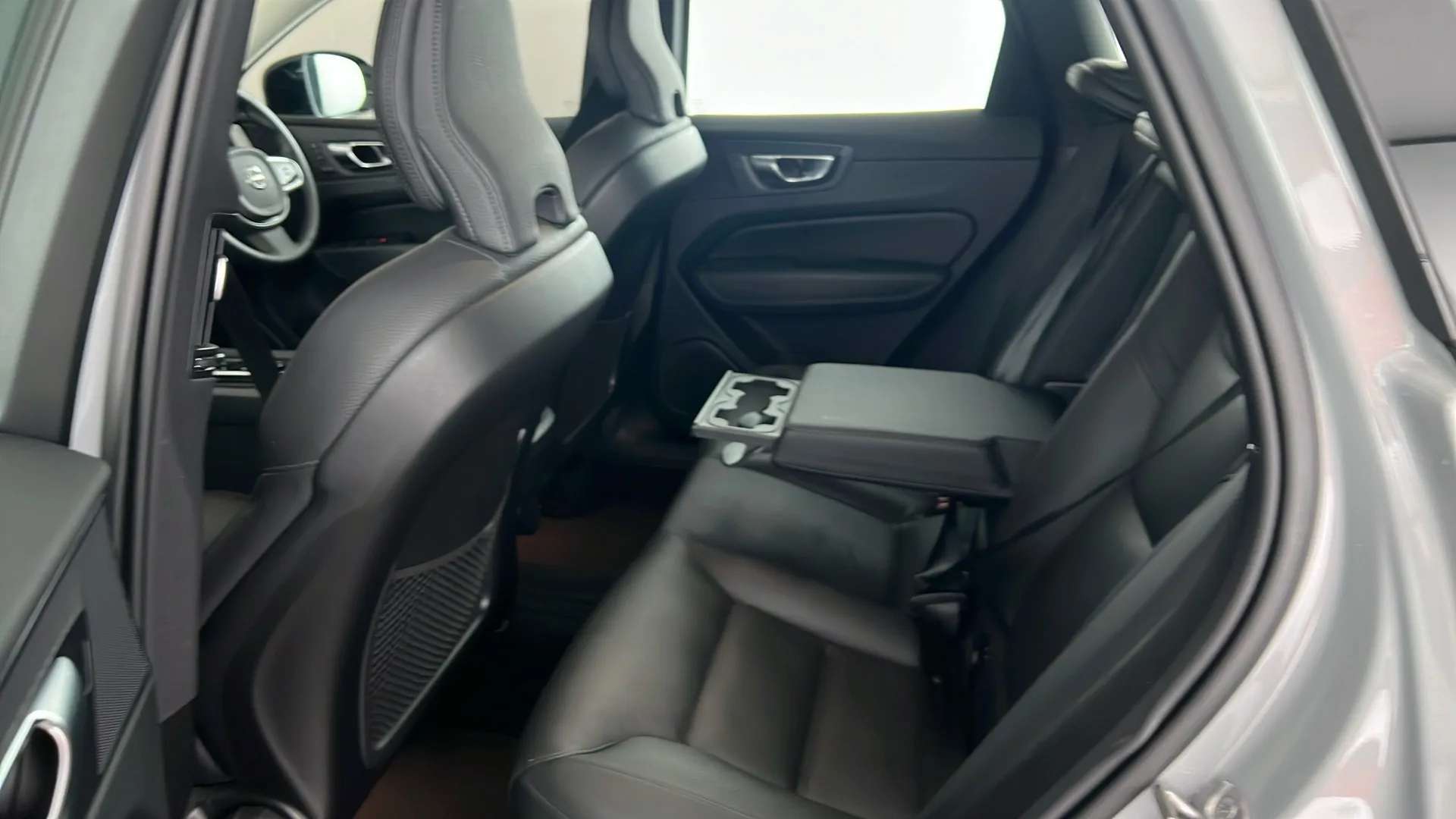 2024 VOLVO XC60 2024 VOLVO XC60