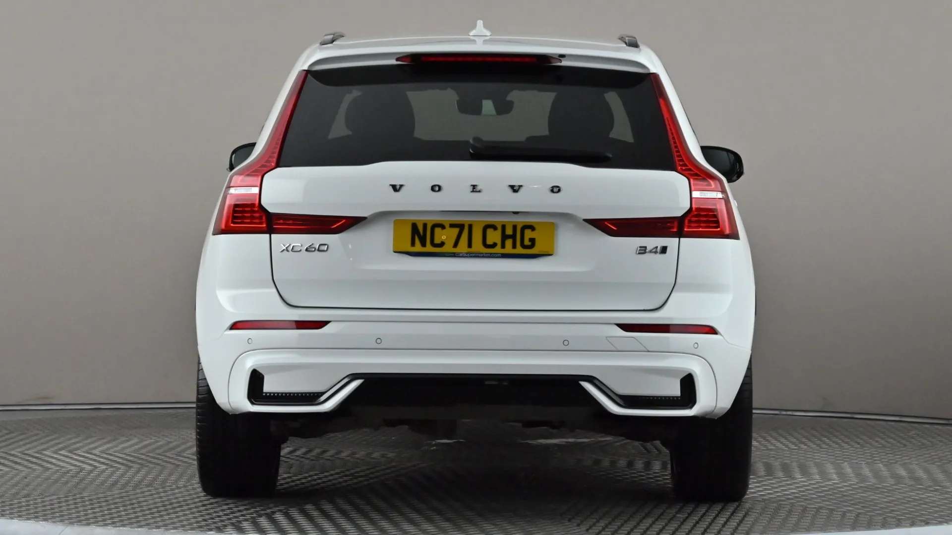 2022 VOLVO XC60 2022 VOLVO XC60