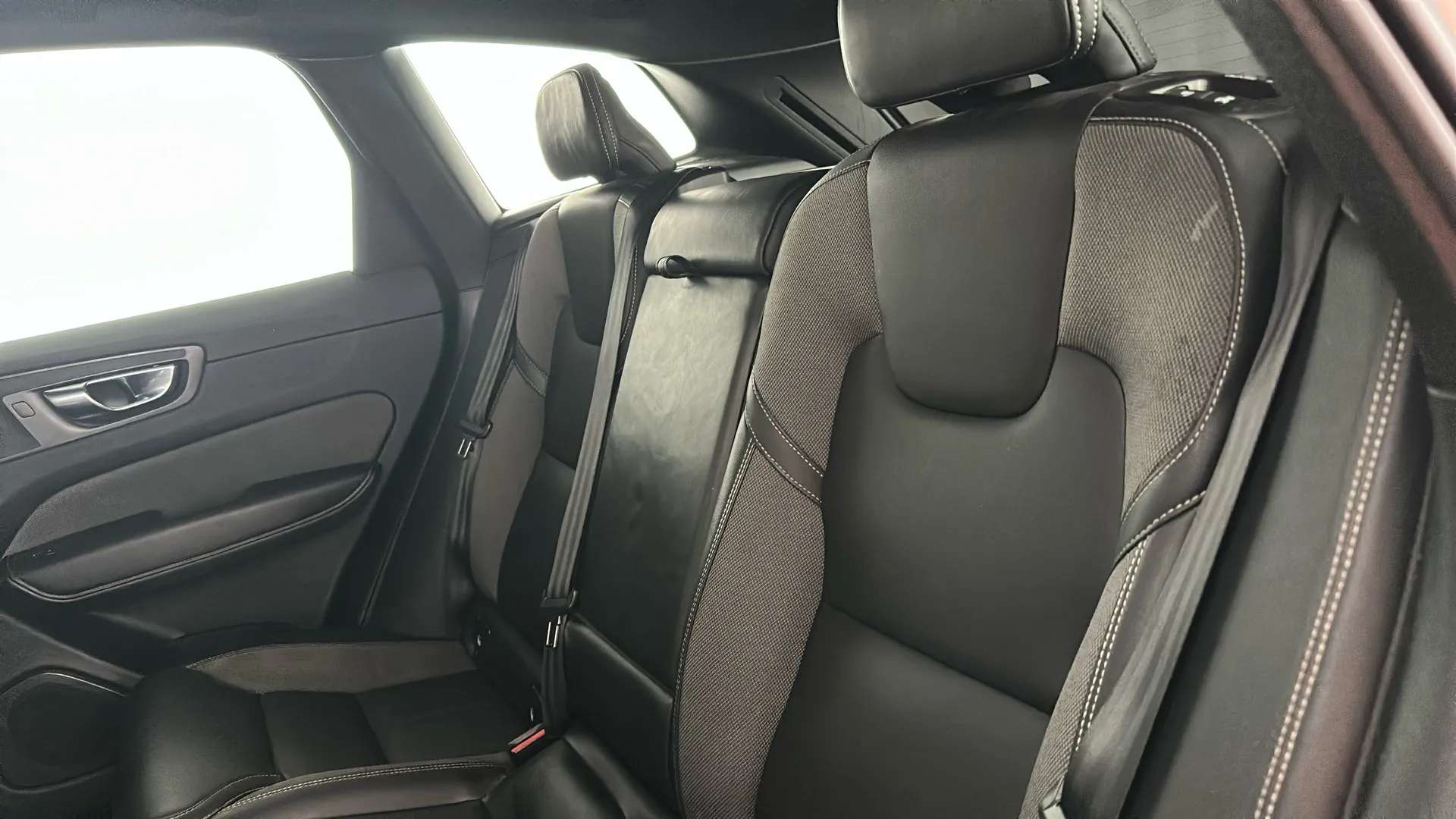 2022 VOLVO XC60 2022 VOLVO XC60