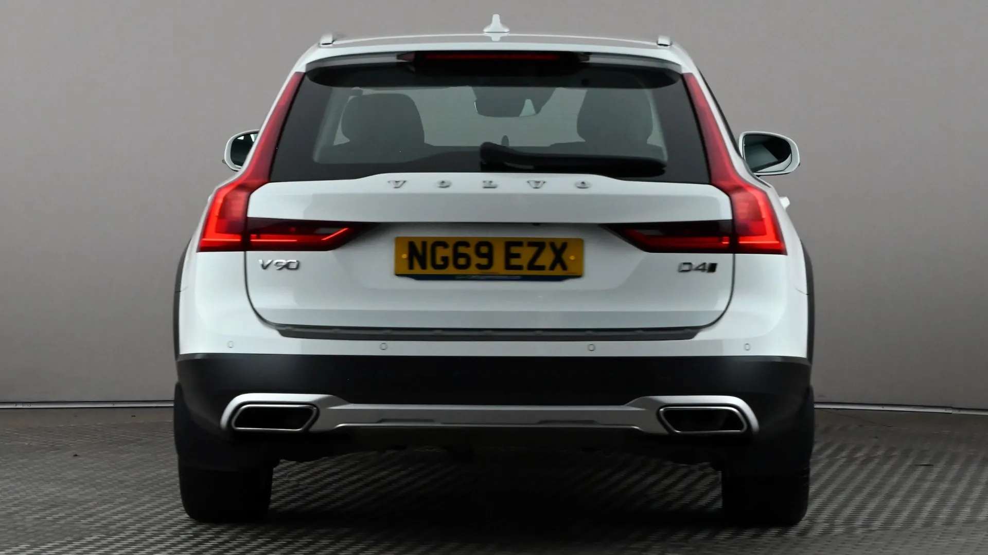 2020 VOLVO V90 2020 VOLVO V90