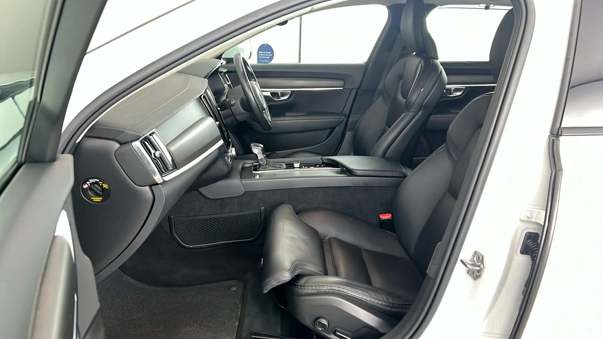2020 VOLVO V90 2020 VOLVO V90