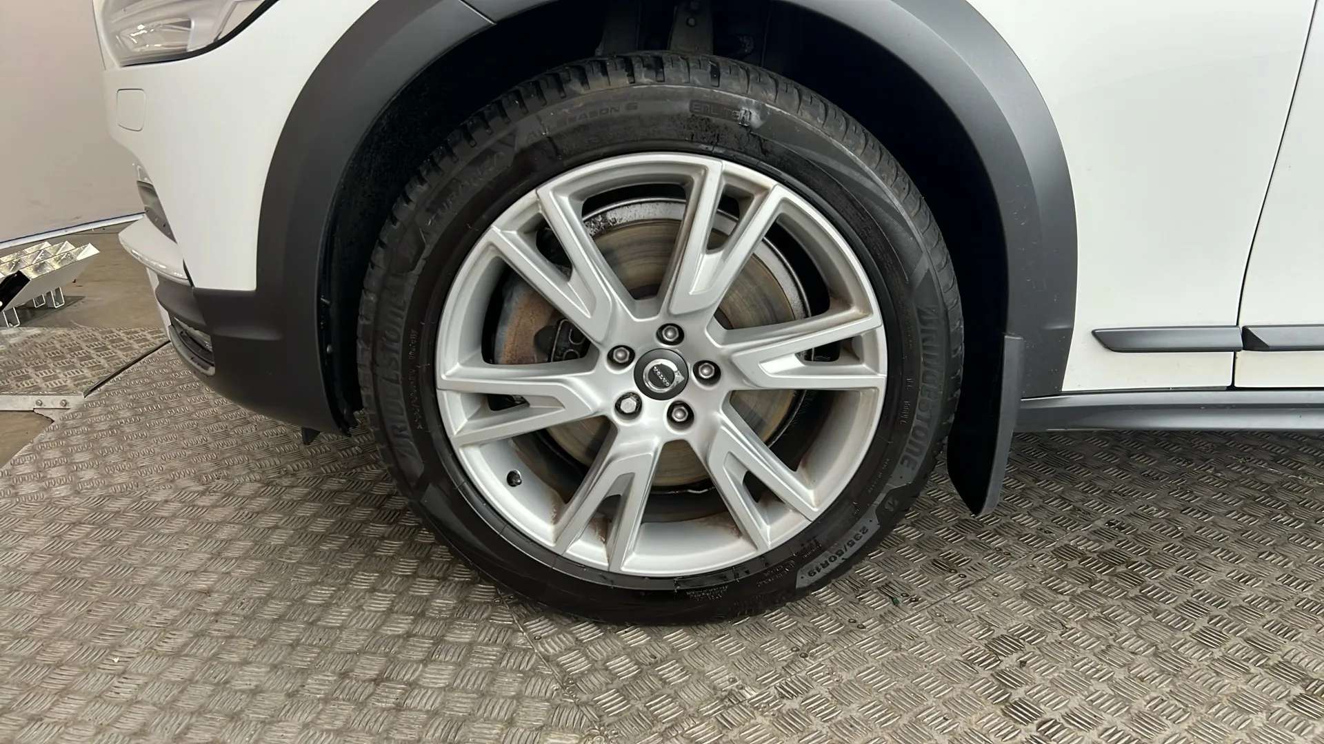 2020 VOLVO V90 2020 VOLVO V90