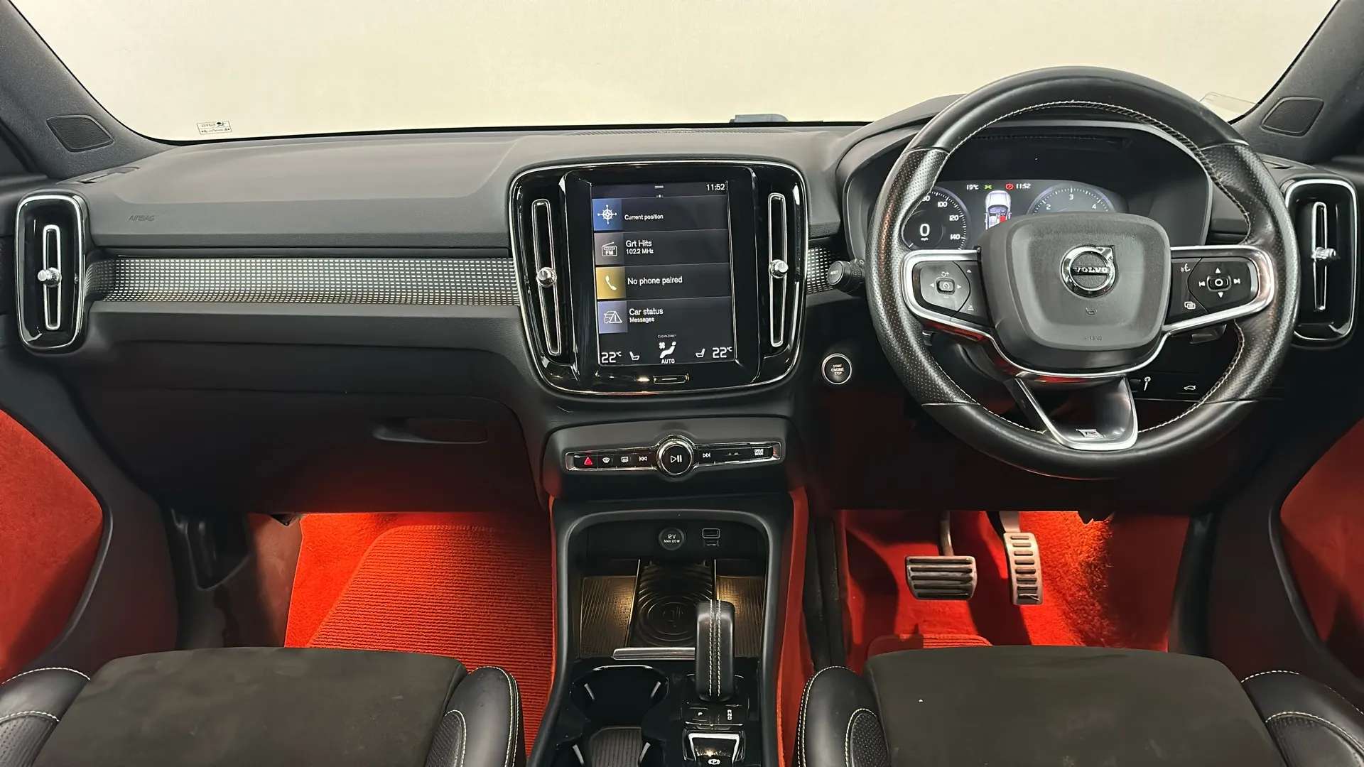 2018 VOLVO XC40 2018 VOLVO XC40