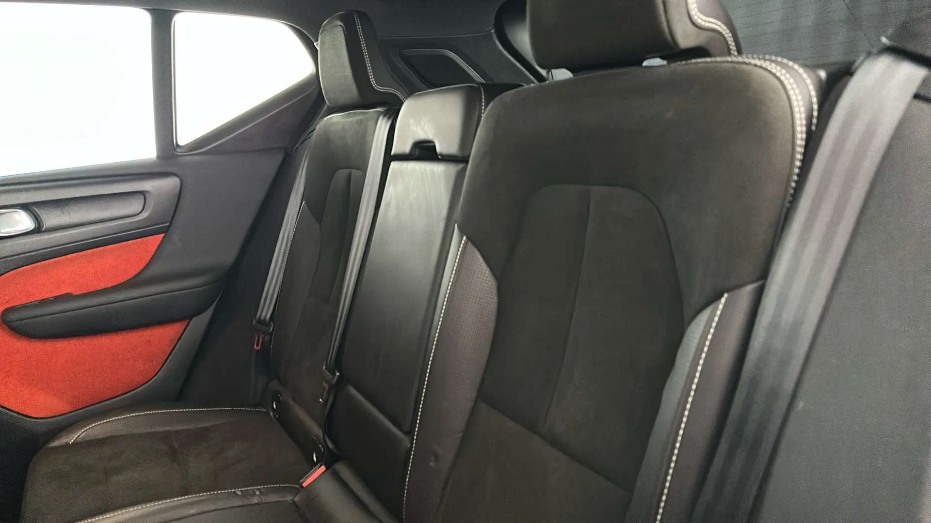 2018 VOLVO XC40 2018 VOLVO XC40