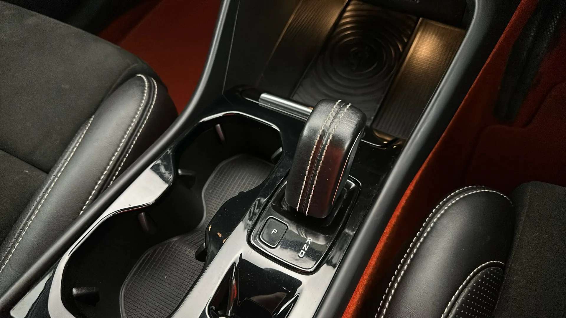 2018 VOLVO XC40 2018 VOLVO XC40