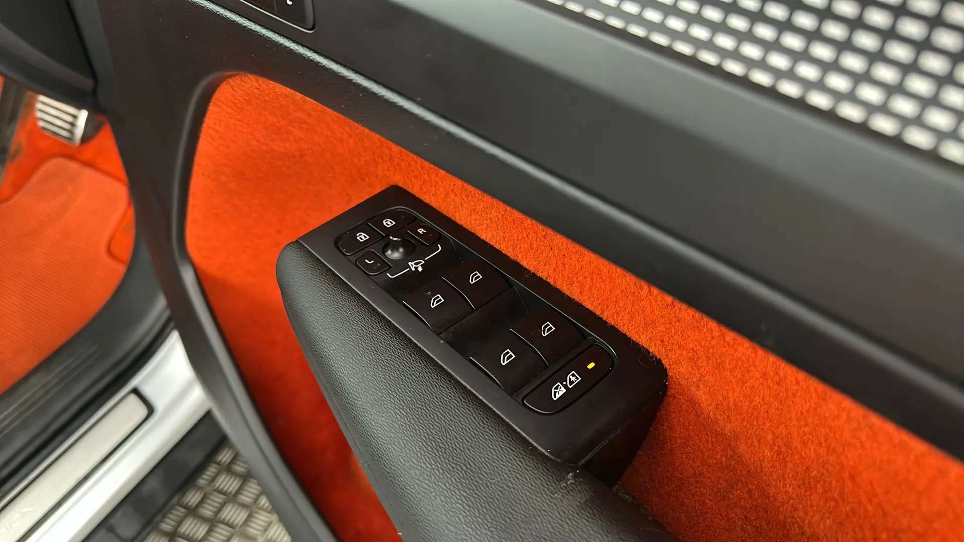 2018 VOLVO XC40 2018 VOLVO XC40