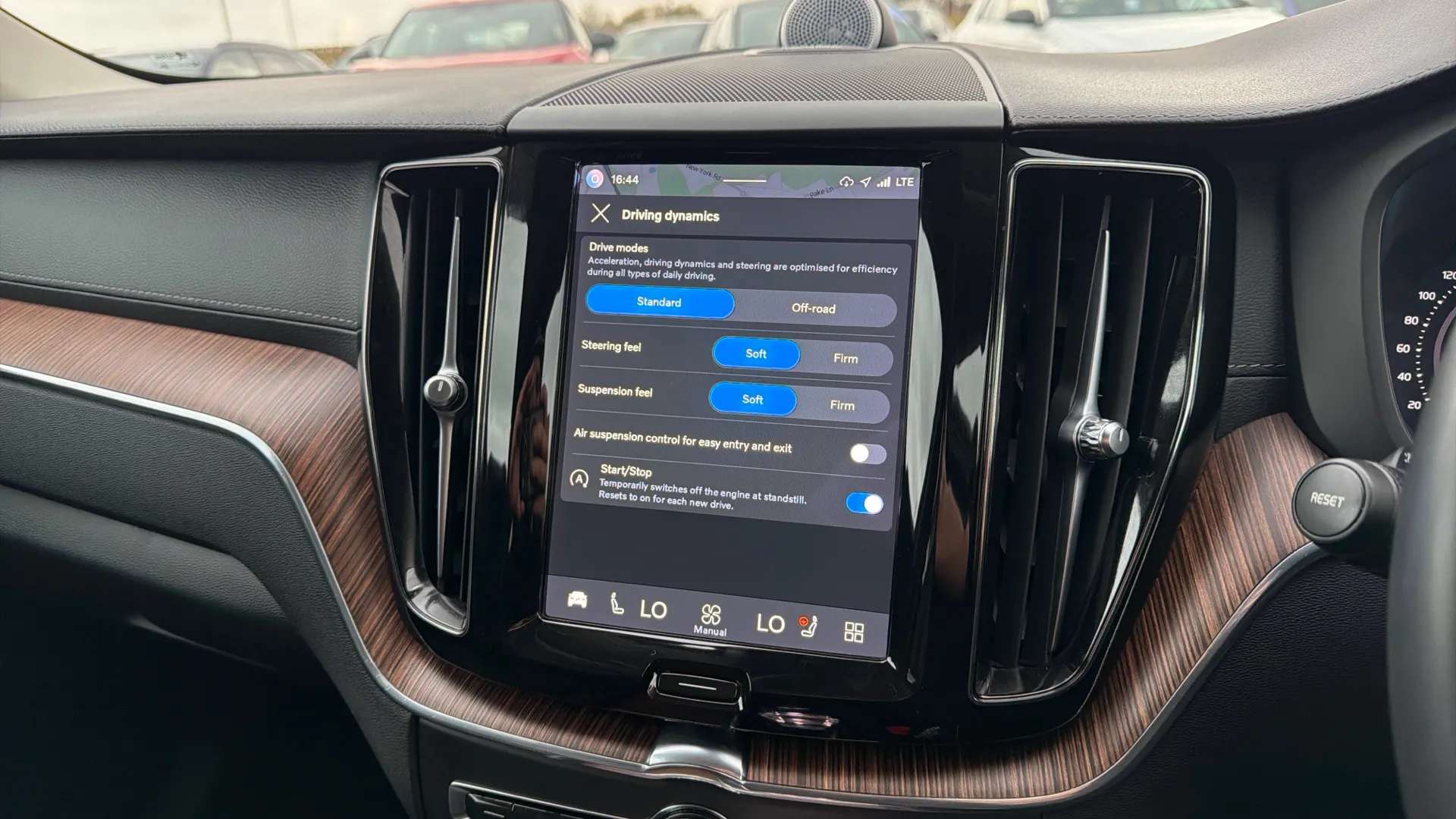 2022 VOLVO XC60 2022 VOLVO XC60