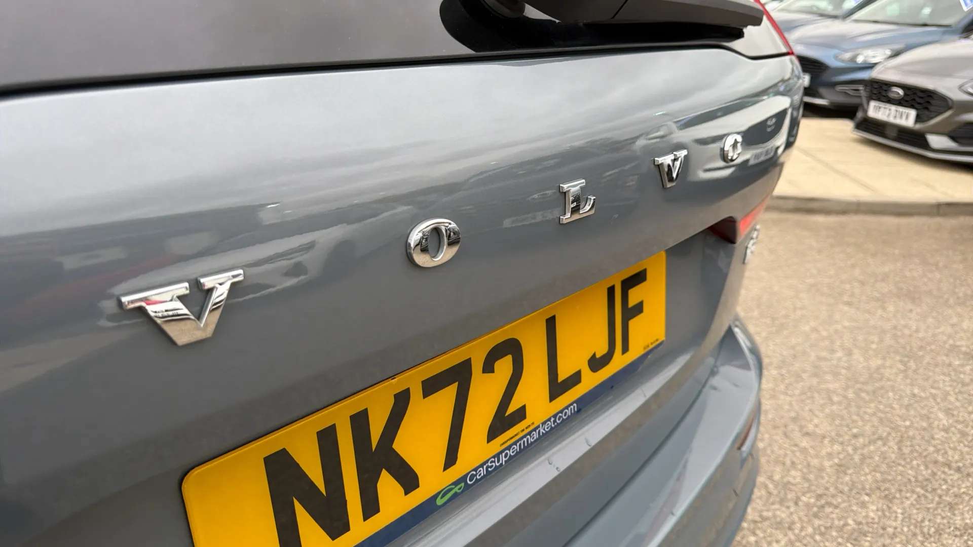 2022 VOLVO XC60 2022 VOLVO XC60