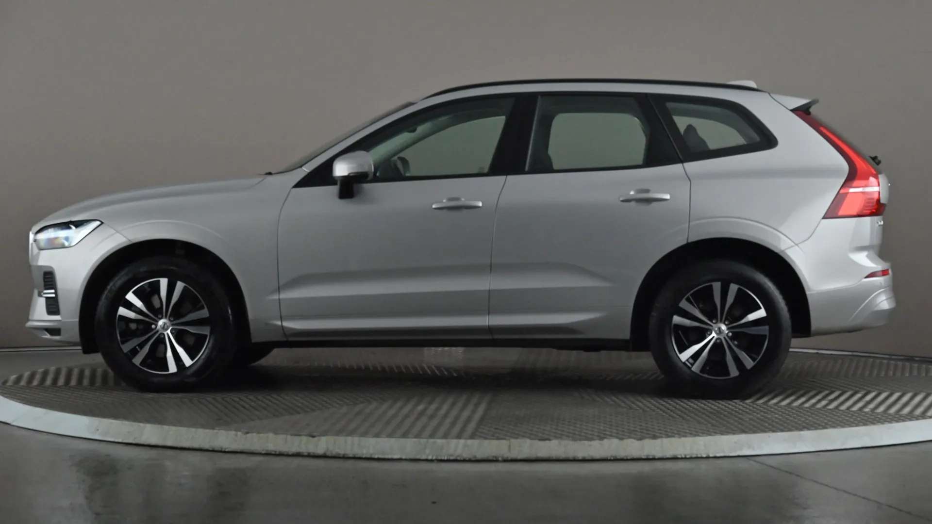 A 2023 VOLVO XC60 2.0 B5P Core AWD Geartronic A 2023 VOLVO XC60 2.0 B5P Core AWD Geartronic