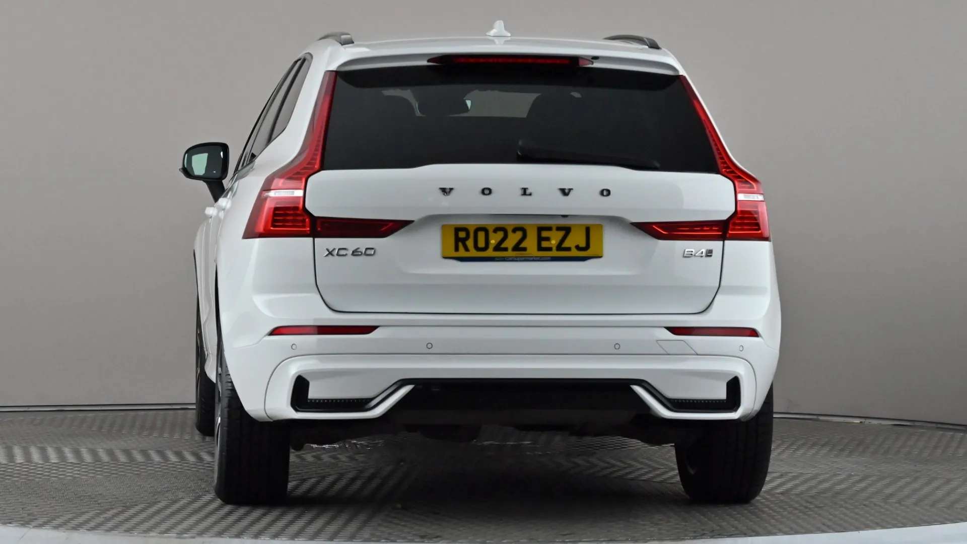2022 VOLVO XC60 2022 VOLVO XC60