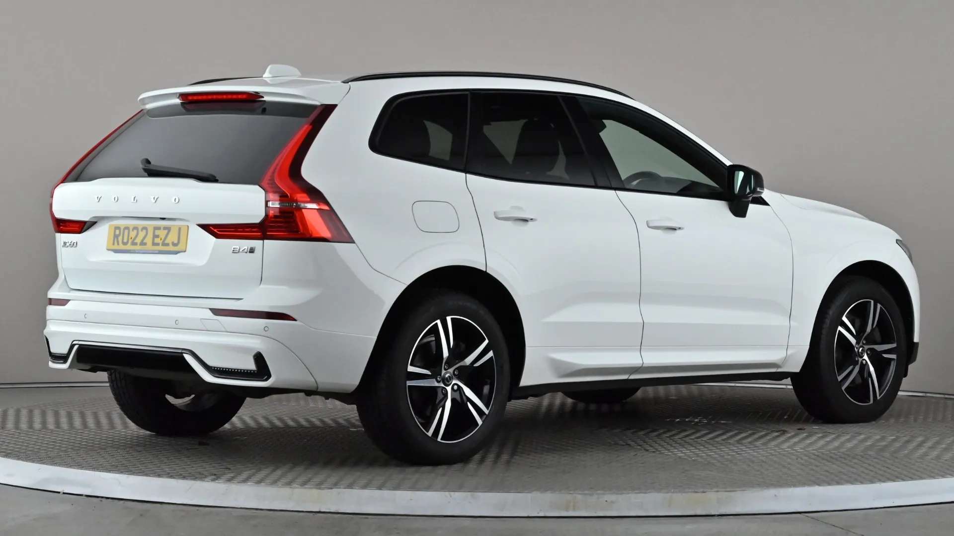 2022 VOLVO XC60 2022 VOLVO XC60